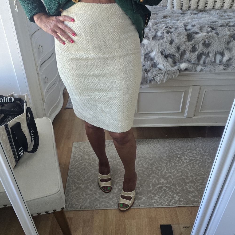 Chanel Elegant Cream Skirt